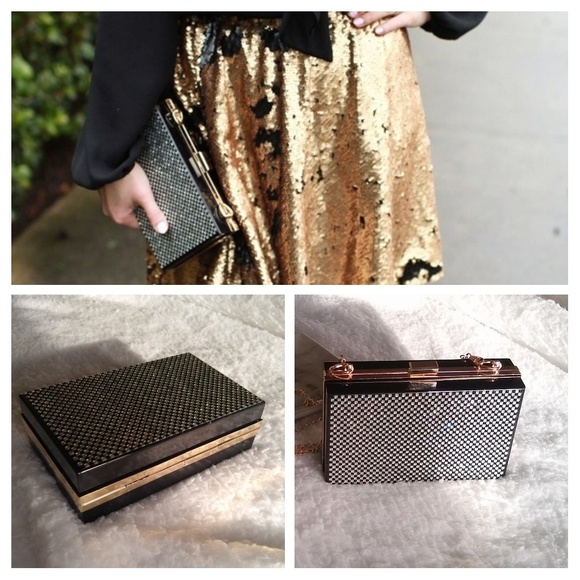 LAST ONE⏳🎉HPx2🎉Glass Crystal Hard Case Clutch - Picture 2 of 8